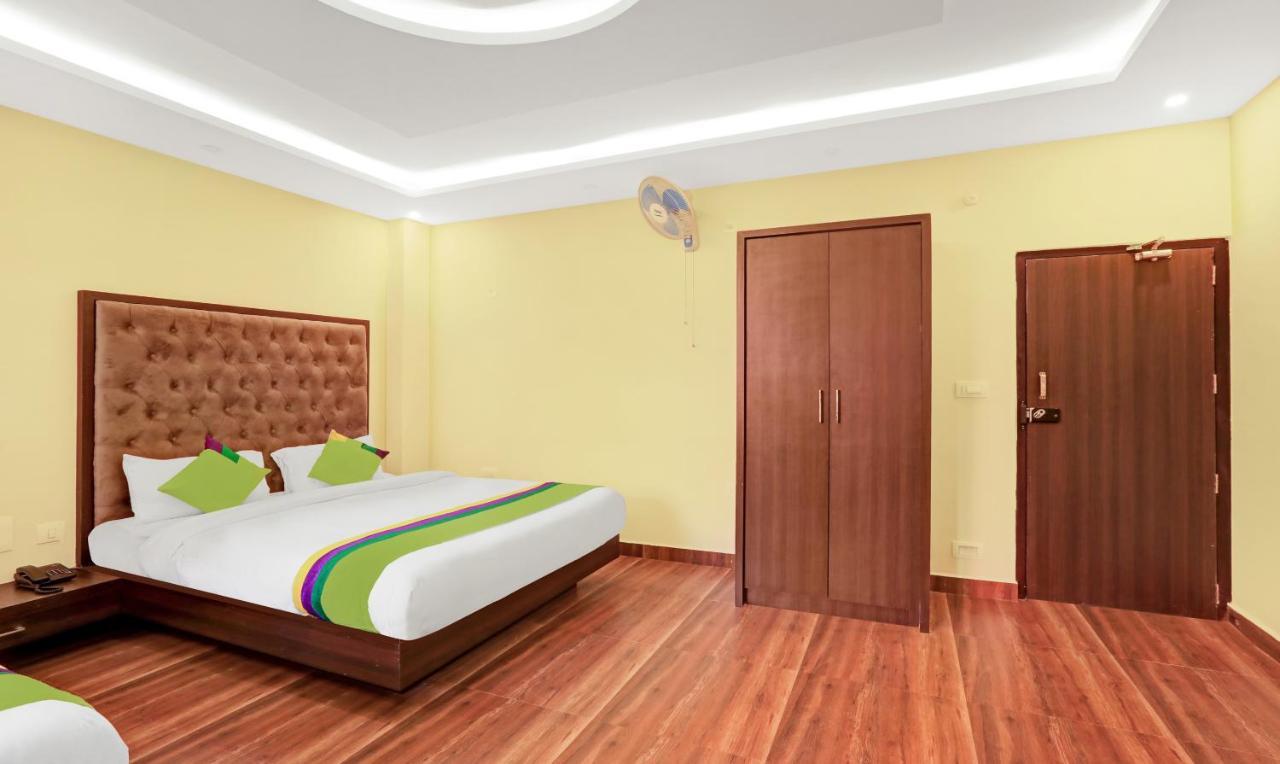 Treebo Doha King Hotel Madikeri Ngoại thất bức ảnh
