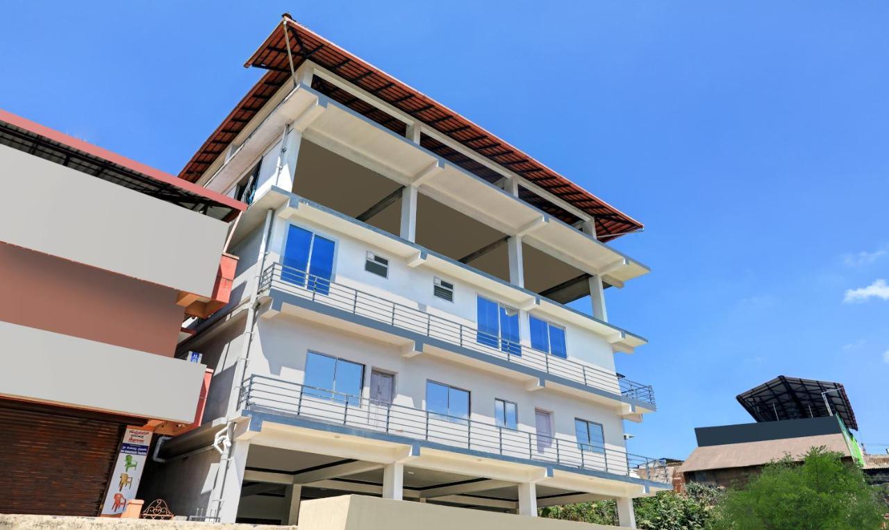 Treebo Doha King Hotel Madikeri Ngoại thất bức ảnh