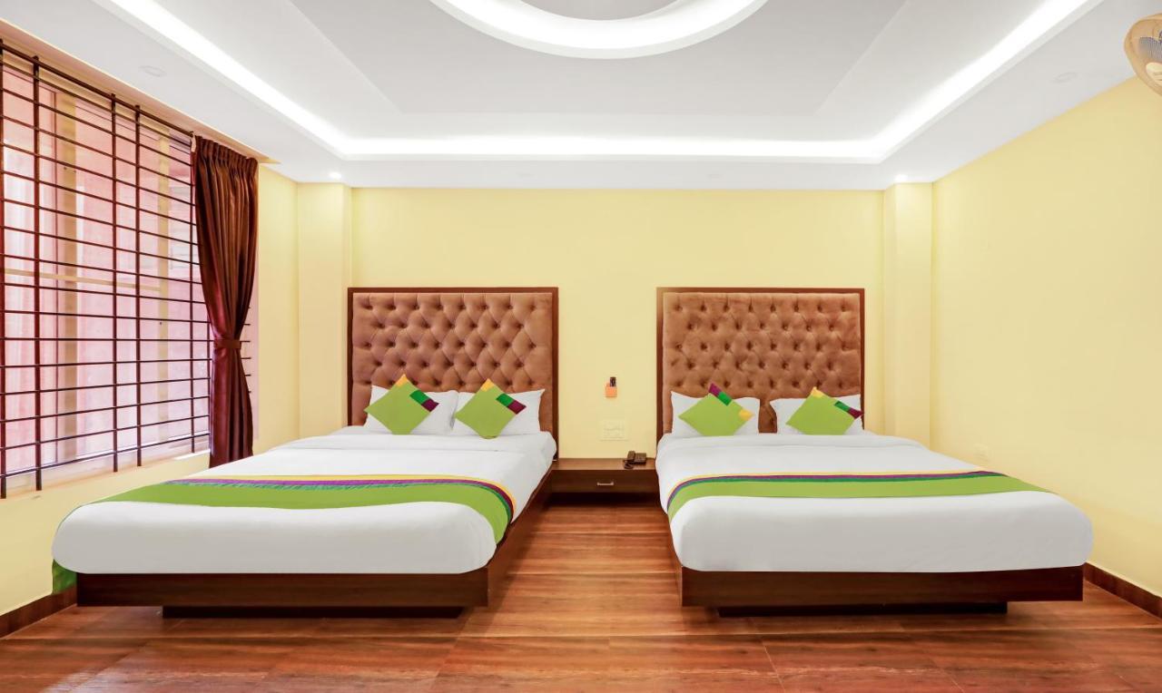 Treebo Doha King Hotel Madikeri Ngoại thất bức ảnh