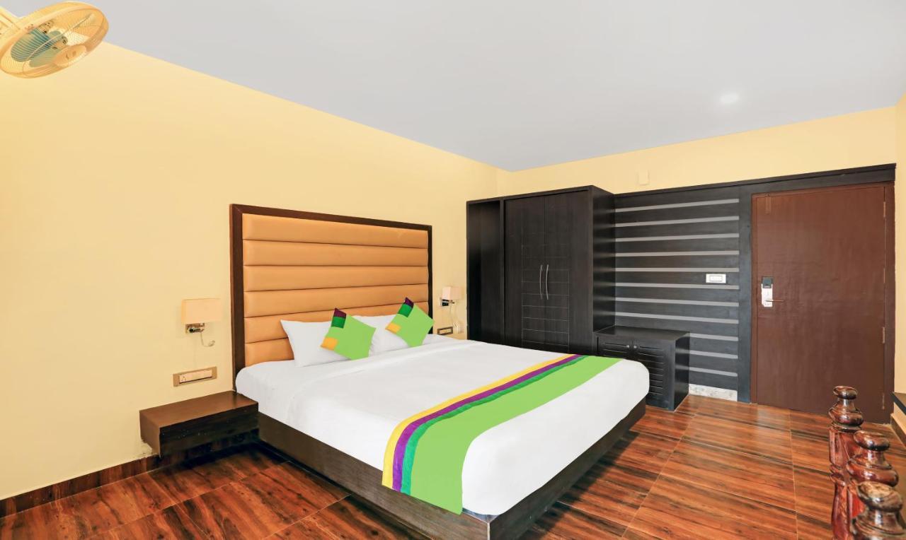 Treebo Doha King Hotel Madikeri Ngoại thất bức ảnh
