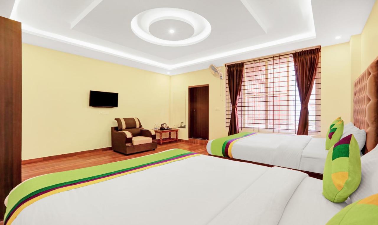 Treebo Doha King Hotel Madikeri Ngoại thất bức ảnh